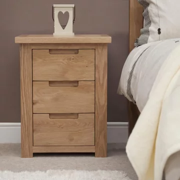 Moderna bedside cabinet - 3 drawer - oak