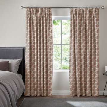 Saiss curtain - berry