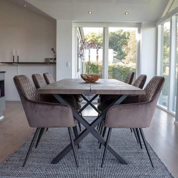 Toulon dining set - smoked oak - 6 seater - 200cm - live edge - 6 harbo chairs