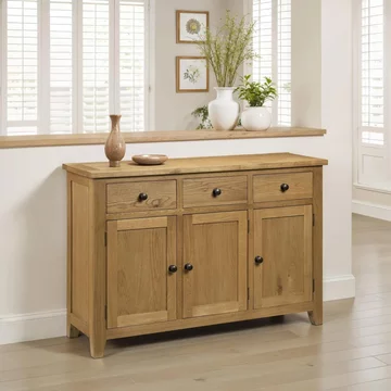 Astoria oak sideboard - 3 door - medium