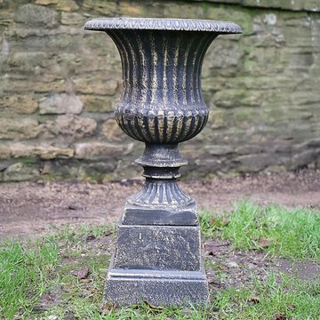 Garden urn - bronze - with base - metal