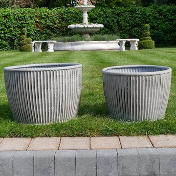 Garden tub - set of 2 - grey metal - small - ribbed