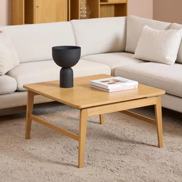 Essex coffee table - square - oak