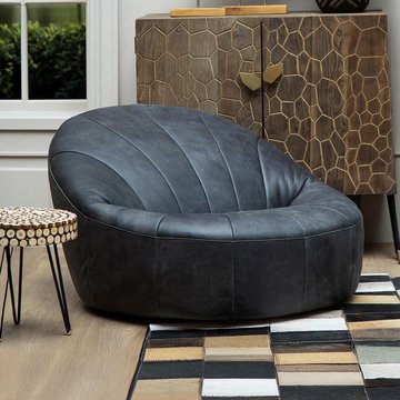 Hoxton accent chair - curved - black leather