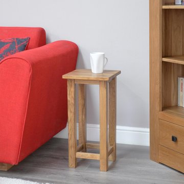 Rustic oak occasional lamp table - square - oak
