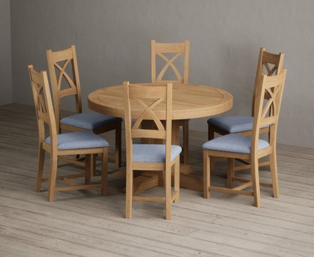 Extending helmsley solid oak pedestal dining table with 6 blue natural solid oak chairs
