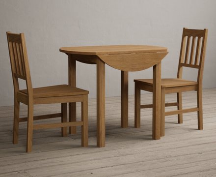 Extending york 90cm solid oak dining table with 2 oak york chairs