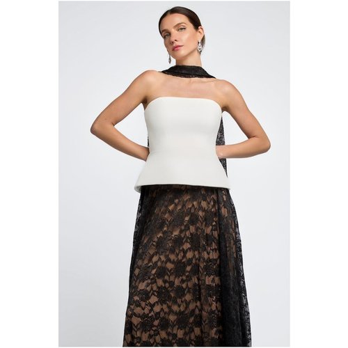 Goddiva Floral Lace Scarf