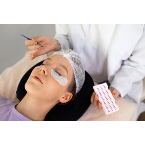 Eyelash Extension and Lash Lift Training