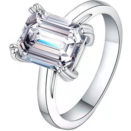 14K White Gold Princess Shaped Moissanite Square Engagement Ring
