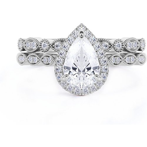18K White Gold Pear Moissanite Personalized Engraving Engagement Ring