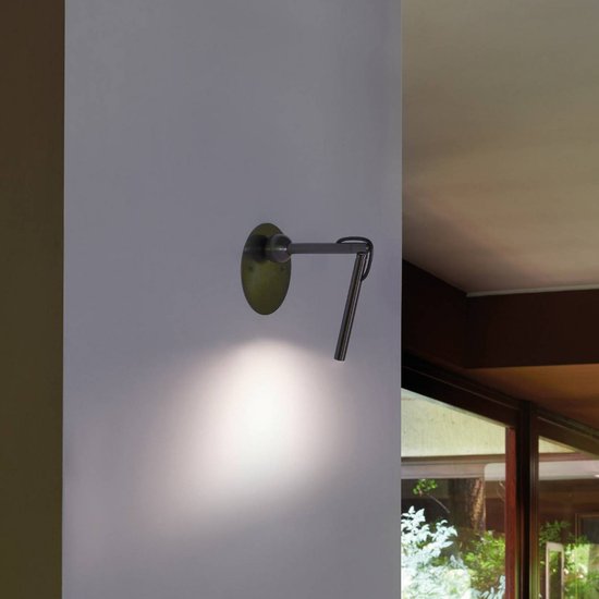 Oluce LED-Wandleuchte Calamaio, schwarz, Metall, verstellbar