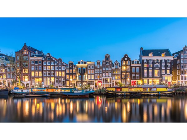 Yuletide Delights: Amsterdam Escape