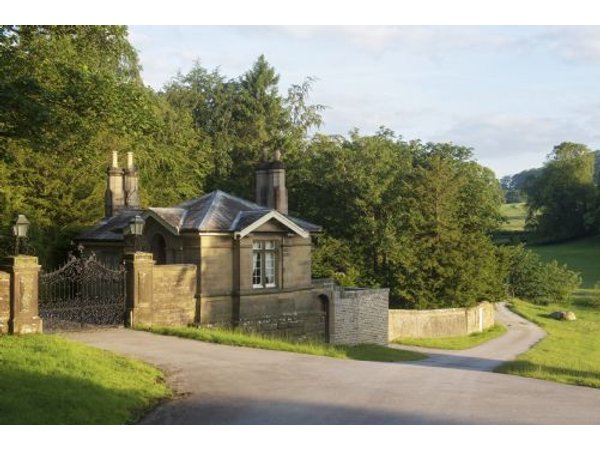 Middle Lodge