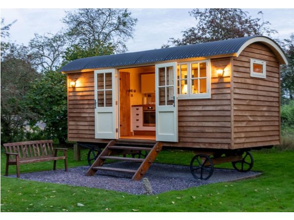 Shepherds Hut at Snowdon Farm