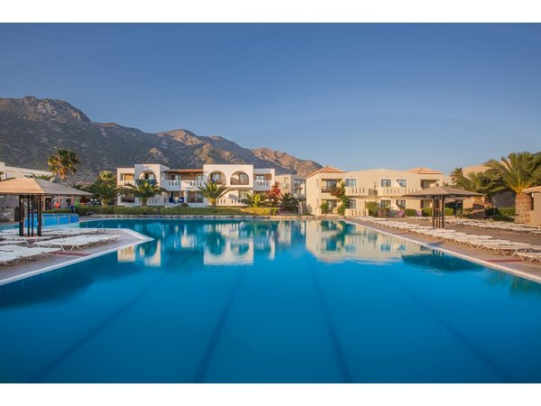 Akti Beach Club