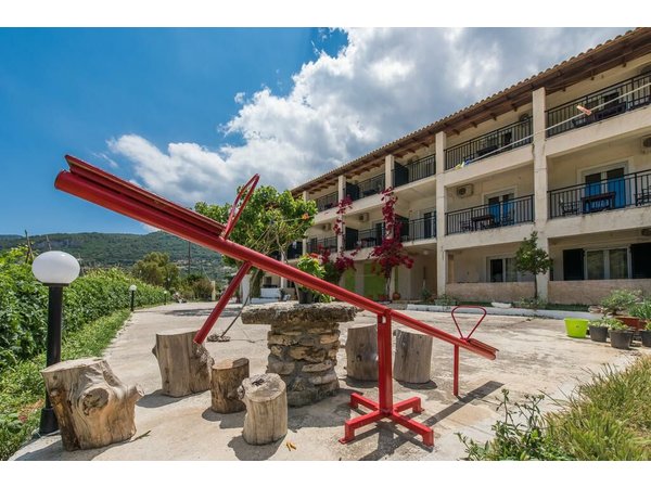 Pansion Tsi Ostria