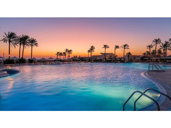 Cleopatra Makadi Bay