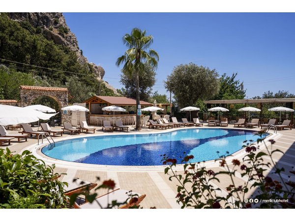 Meril Hotel - Adults Only (16+)