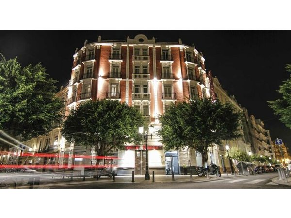 Petit Palace Germanias