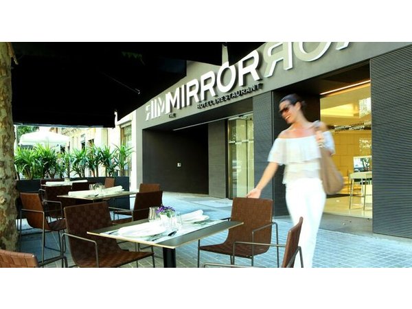 The Mirror Barcelona