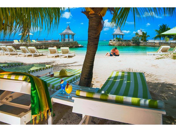SeaGarden Beach Resort