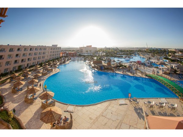 Titanic Resort and Aqua Park