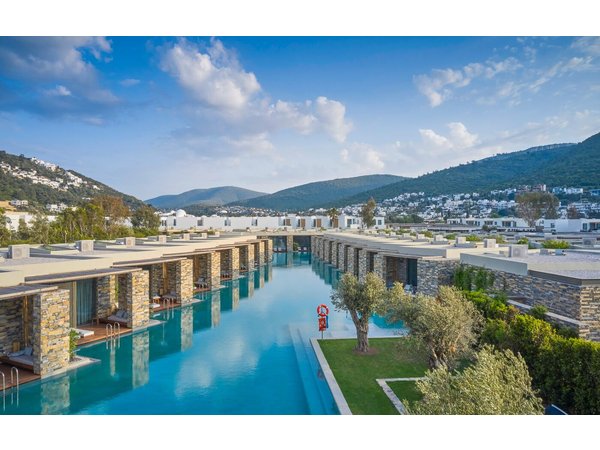 Voyage Torba and Private