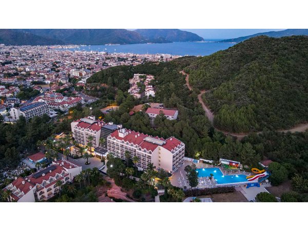 Smart Voxx Resort