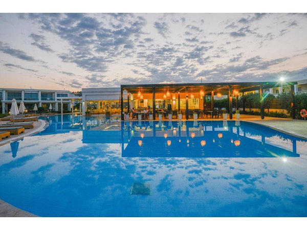 Sentido Asterias Beach Resort