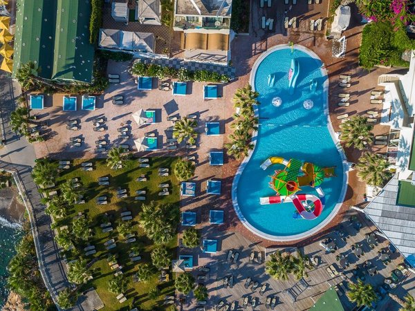 Star Beach Village