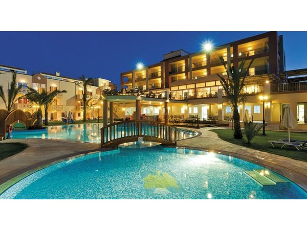Selini Suites