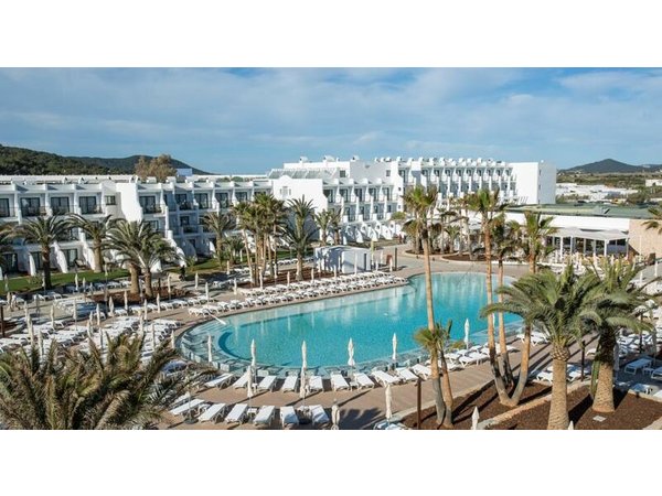 Grand Palladium White Island Resort and Spa