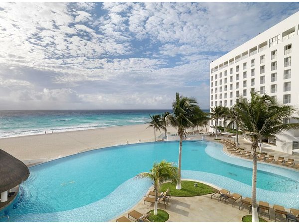 Le Blanc Spa Resort - Adults Only