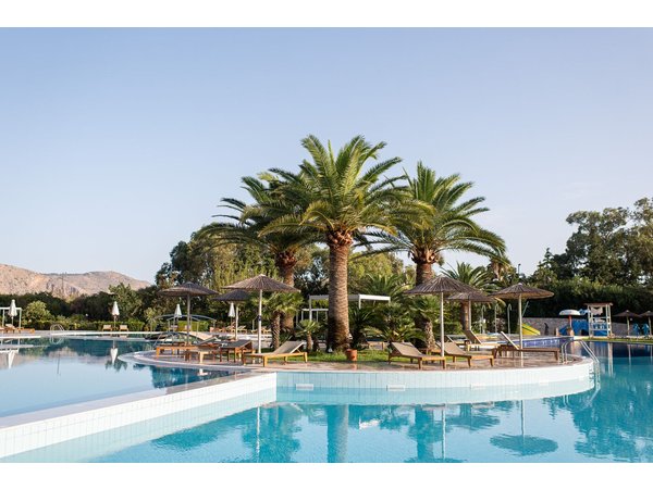 Pilot Beach Resort