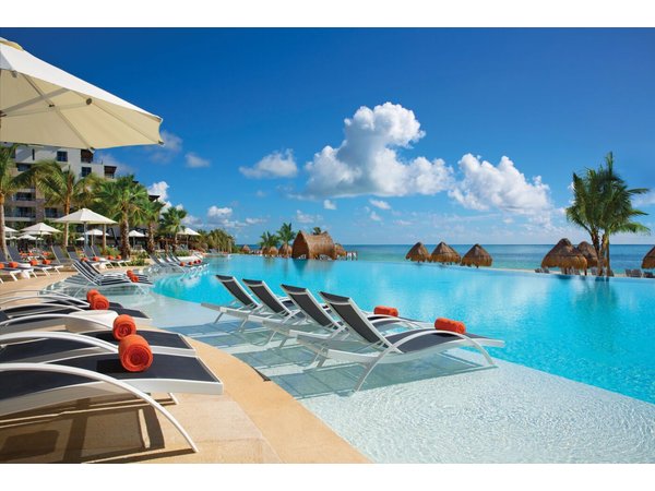 Dreams Natura Resort and Spa