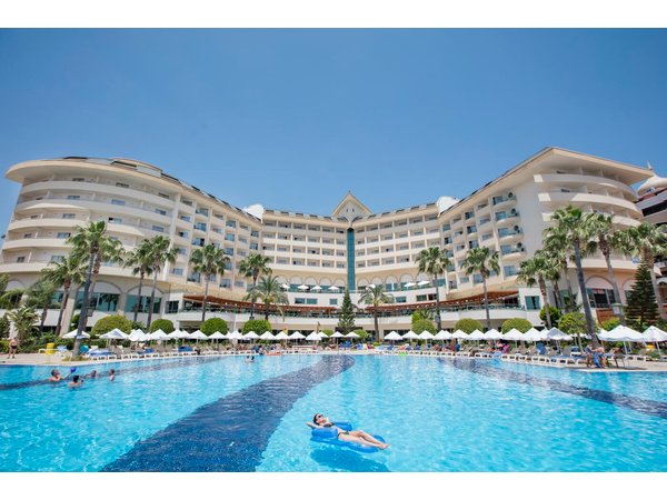 Saphir Resort and Spa