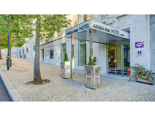 Avenida Park Residence