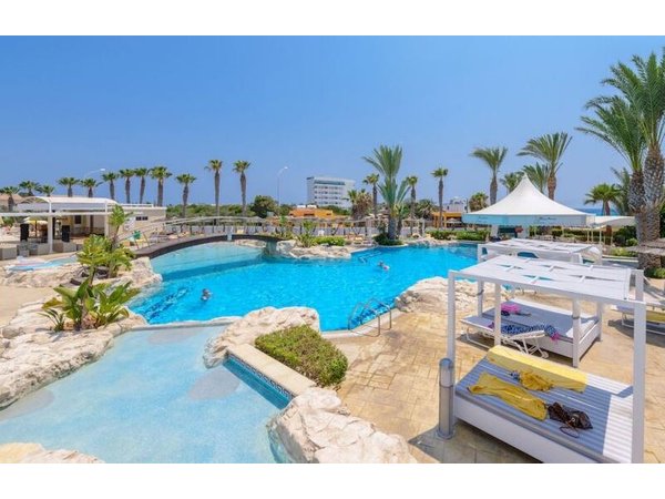 Tasia Maris Beach and Spa - Adults Only