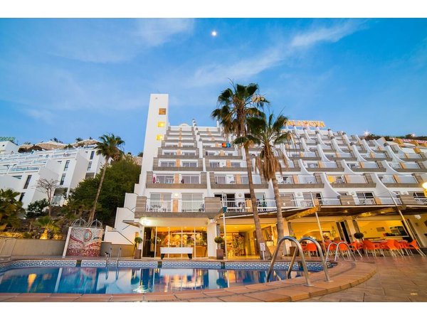 Cala Nova
