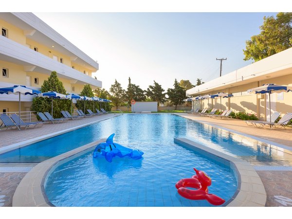 Memphis Beach Hotel