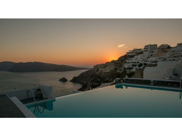 La Perla Villas
