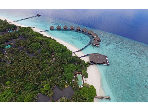 Adaaran Select Meedhupparu and Prestige Water Villas Maldives