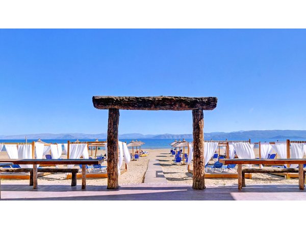 Island Beach - Adults Only