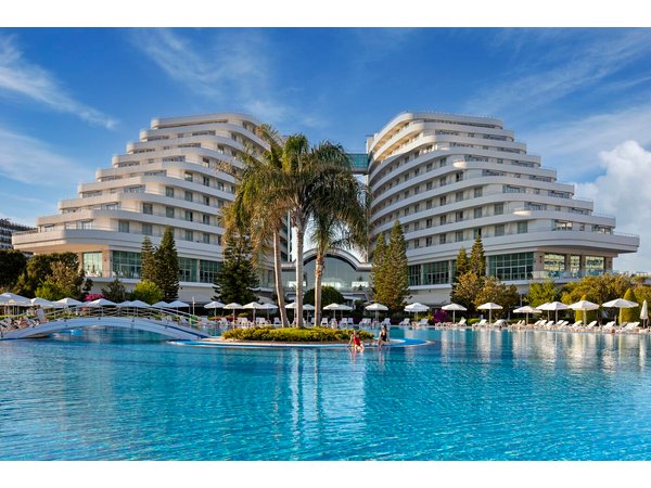Miracle Resort Hotel