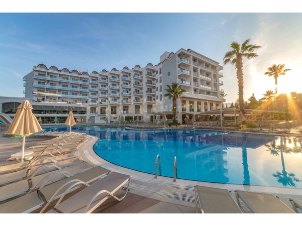 Grand Ideal Premium Hotel