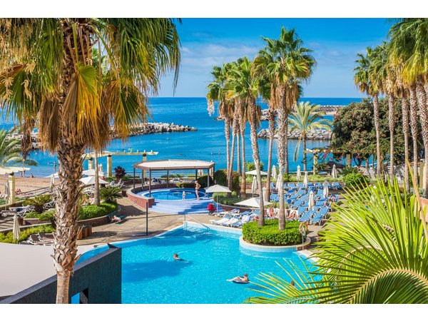 Calheta Beach Hotel