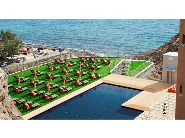 Riviera Vista