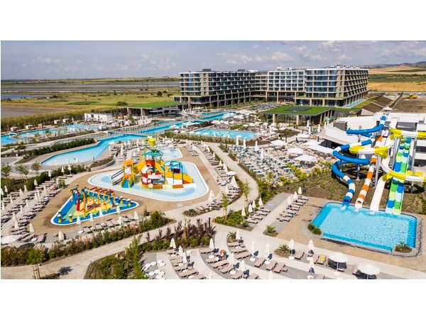 Wave Resort