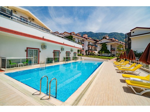 Sunshine Holiday Resort Hotel